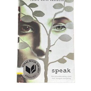 New “Speak” by Laurie Halse Anderson Paper Back Book Fiction